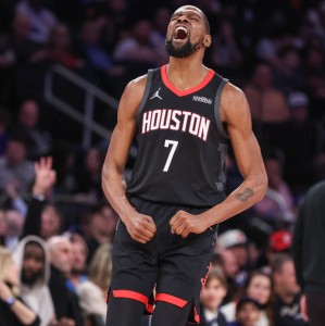 乐鱼电竞-火箭123-118击败奇才 球员评价：4人优秀，卡佩拉及格，4人低迷