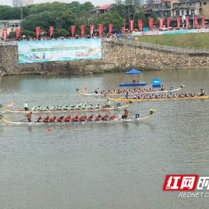 浪遏飞舟！湖南20支龙舟竞渡浏阳河|开福区|汨罗|湖南省|长沙市|总决赛_新浪体育_新浪新闻